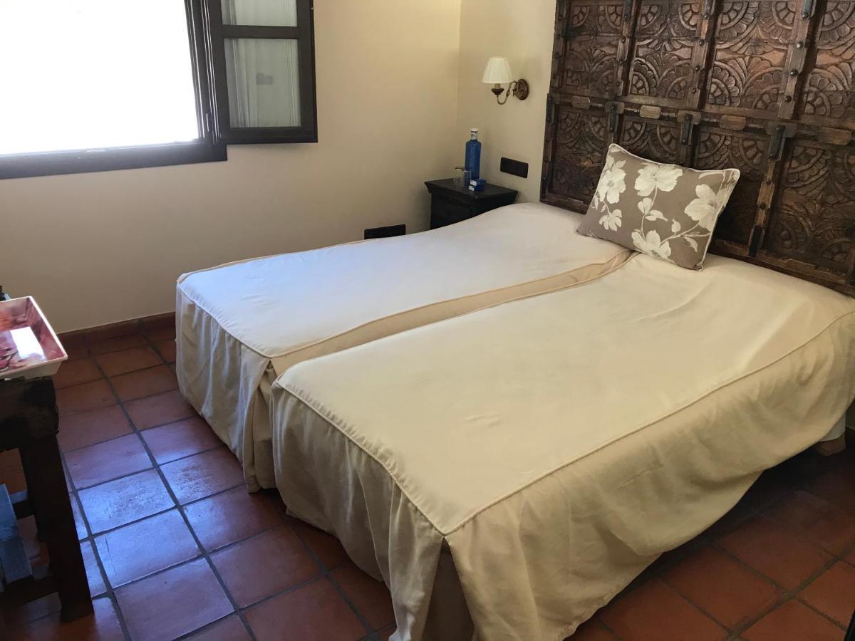 Hacienda Puerto De Muelas 3*